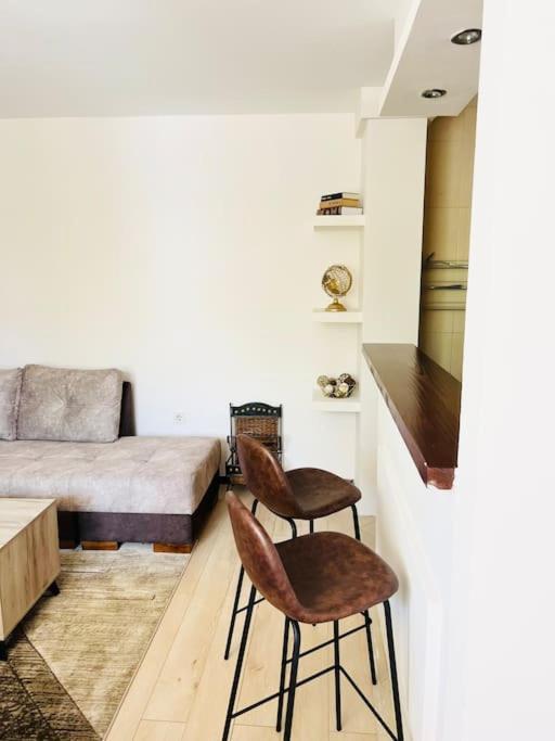 Apartment Family Near The Airport And The Tivat